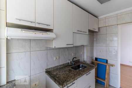 Apartamento à venda com 50m², 1 quarto e 1 vagaCozinha - Armários