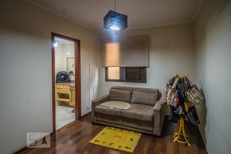Apartamento à venda com 160m², 4 quartos e 2 vagas Apartamento à venda com 160m², 4 quartos e 2 vagasSuíte 2
