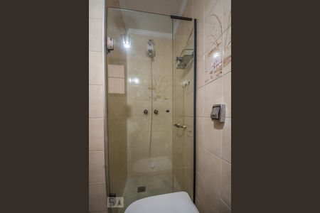 Apartamento à venda com 160m², 4 quartos e 2 vagas Apartamento à venda com 160m², 4 quartos e 2 vagasBanheiro da Suíte 2