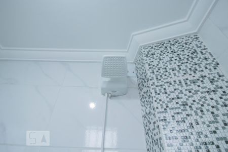 Banheiro de kitnet/studio para alugar com 1 quarto, 20m² em Vila do Encontro, São Paulo