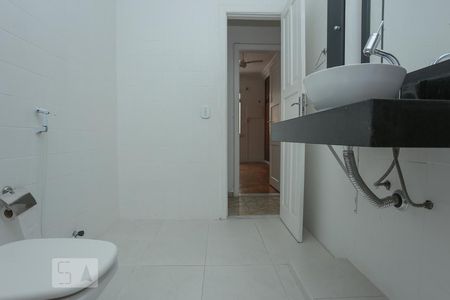 Apartamento à venda com 104m², 3 quartos e sem vagaBanheiro Social