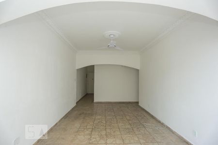 Sala de apartamento para alugar com 3 quartos, 104m² em Praça da Bandeira, Rio de Janeiro