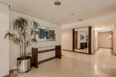 Apartamento à venda com 101m², 3 quartos e 2 vagas Apartamento à venda com 101m², 3 quartos e 2 vagasHall de Entrada