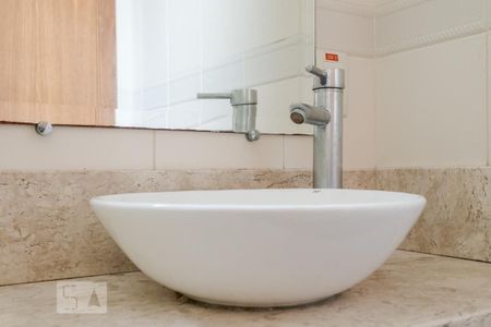 Apartamento à venda com 101m², 3 quartos e 2 vagas Apartamento à venda com 101m², 3 quartos e 2 vagasBanheiro Social