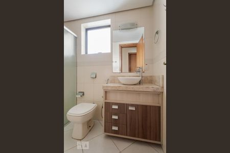 Apartamento à venda com 101m², 3 quartos e 2 vagas Apartamento à venda com 101m², 3 quartos e 2 vagasBanheiro Social