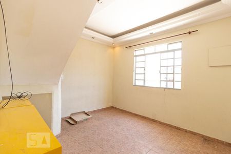 Sala de casa para alugar com 2 quartos, 55m² em Jardim Peri, São Paulo