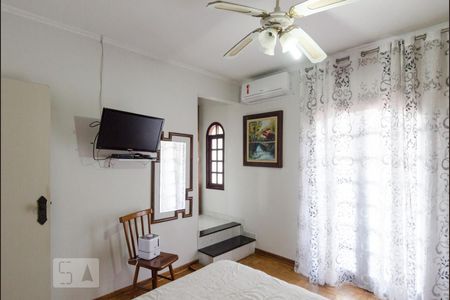 Quarto da suíte de casa à venda com 2 quartos, 160m² em Santa Terezinha, São Bernardo do Campo