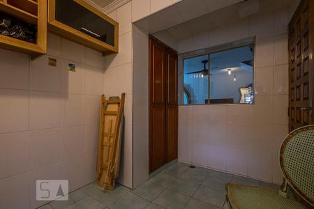 Cozinha de casa de condomínio para alugar com 1 quarto, 70m² em Cerqueira César, São Paulo