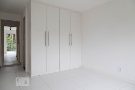Suíte 1 de casa para alugar com 2 quartos, 75m² em Vargem Grande, Rio de Janeiro