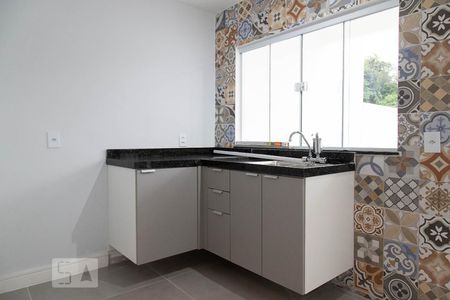 Casa para alugar com 75m², 2 quartos e 1 vagaCozinha