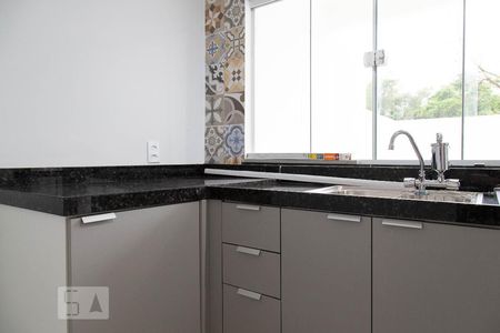 Casa para alugar com 75m², 2 quartos e 1 vagaCozinha