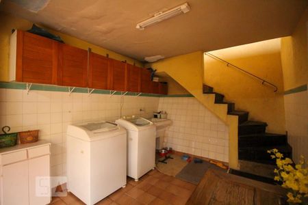 Casa à venda com 168m², 2 quartos e 1 vagaÁrea de Serviço