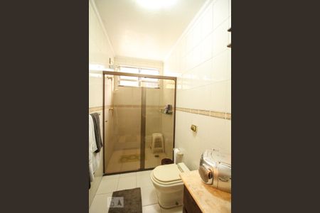 Casa à venda com 168m², 2 quartos e 1 vagaBanheiro Quarto 2 - Suíte