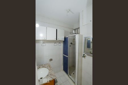Banheiro  de apartamento para alugar com 1 quarto, 50m² em Copacabana, Rio de Janeiro