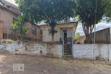 Casa para alugar com 100m², 2 quartos e 1 vagaFachada