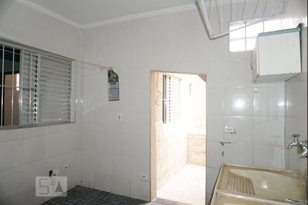 Casa à venda com 210m², 4 quartos e 2 vagas Casa à venda com 210m², 4 quartos e 2 vagasCasa 1 - Lavanderia