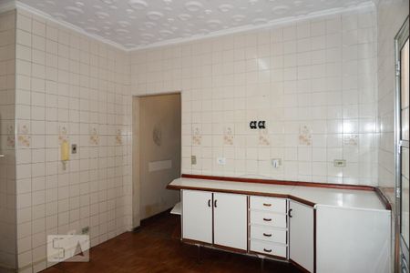 Casa à venda com 210m², 4 quartos e 2 vagas Casa à venda com 210m², 4 quartos e 2 vagasCasa 1 - Cozinha