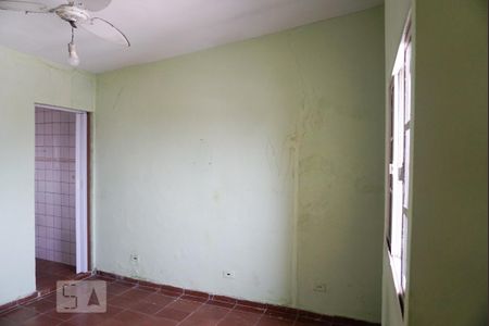 Casa à venda com 210m², 4 quartos e 2 vagas Casa à venda com 210m², 4 quartos e 2 vagasCasa 2 - Suíte