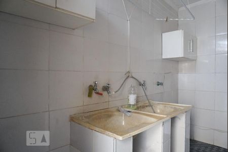 Casa à venda com 210m², 4 quartos e 2 vagas Casa à venda com 210m², 4 quartos e 2 vagasCasa 1 - Lavanderia