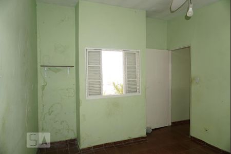 Casa à venda com 210m², 4 quartos e 2 vagas Casa à venda com 210m², 4 quartos e 2 vagasCasa 2 - Suíte