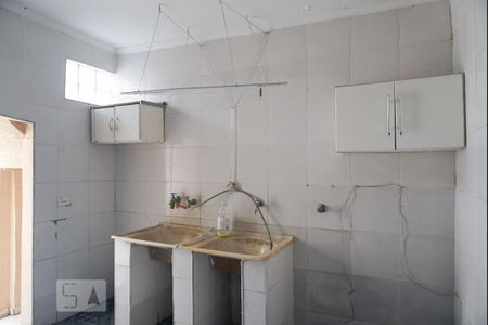 Casa à venda com 210m², 4 quartos e 2 vagas Casa à venda com 210m², 4 quartos e 2 vagasCasa 1 - Lavanderia