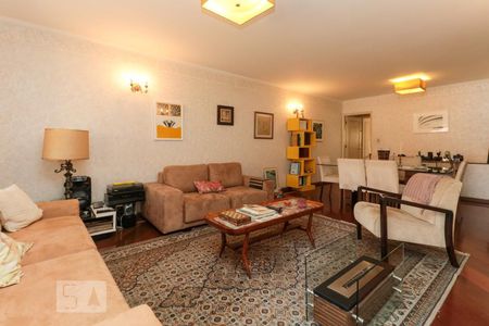 Sala de casa para alugar com 4 quartos, 271m² em Jardim Vera Cruz, São Paulo