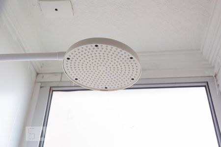 Apartamento à venda com 42m², 2 quartos e 1 vagaChuveiro