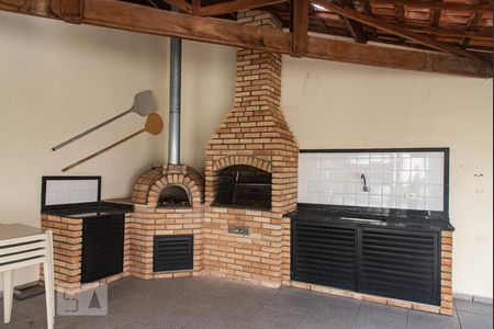 Apartamento à venda com 200m², 4 quartos e 4 vagasChurrasqueira