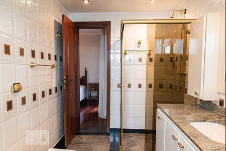 Apartamento à venda com 200m², 4 quartos e 4 vagasBanheiro da suíte 3