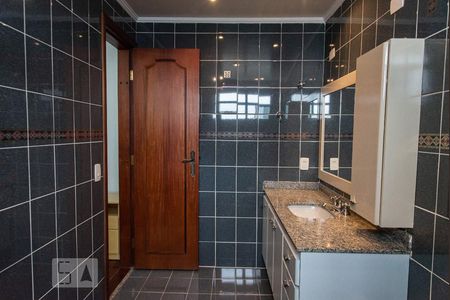 Apartamento à venda com 200m², 4 quartos e 4 vagasBanheiro da suíte 4