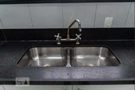 Apartamento à venda com 200m², 4 quartos e 4 vagasPia