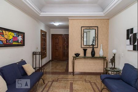Apartamento à venda com 200m², 4 quartos e 4 vagasHall de entrada