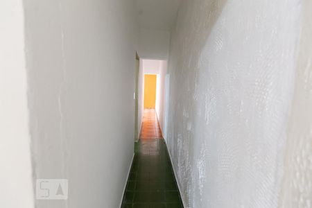 Corredor de casa à venda com 3 quartos, 200m² em Vila Taquari, São Paulo