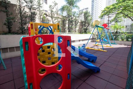 Apartamento para alugar com 62m², 2 quartos e 1 vaga Apartamento para alugar com 62m², 2 quartos e 1 vagaÁrea comum - Playground