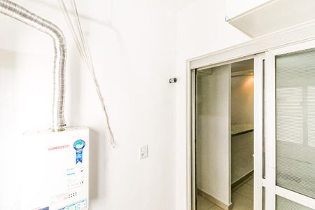 Área de Serviço de apartamento para alugar com 2 quartos, 47m² em Campo Belo, São Paulo