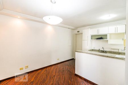 Sala de apartamento para alugar com 2 quartos, 47m² em Campo Belo, São Paulo