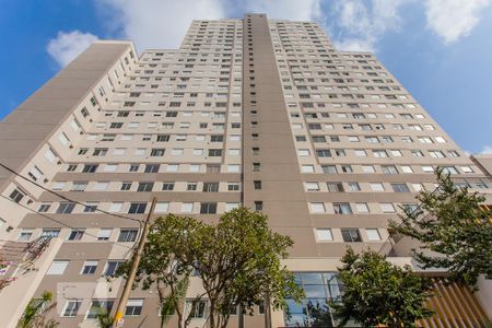 Apartamento para alugar com 35m², 2 quartos e 1 vaga Apartamento para alugar com 35m², 2 quartos e 1 vagaFachada