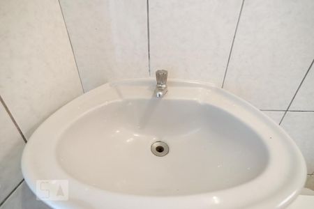 Casa para alugar com 40m², 1 quarto e sem vaga Casa para alugar com 40m², 1 quarto e sem vagaBanheiro