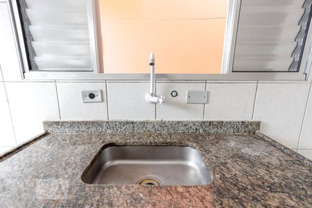 Casa para alugar com 40m², 1 quarto e sem vaga Casa para alugar com 40m², 1 quarto e sem vagaPia da Cozinha