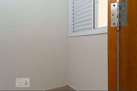 Quarto 2 de apartamento para alugar com 2 quartos, 60m² em Santa Mônica, Uberlândia