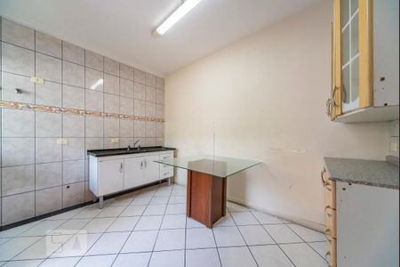 Casa à venda com 286m², 4 quartos e 4 vagas Casa à venda com 286m², 4 quartos e 4 vagasCozinha