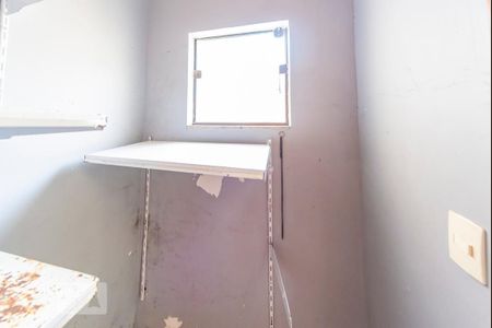 Casa à venda com 286m², 4 quartos e 4 vagas Casa à venda com 286m², 4 quartos e 4 vagasDespensa