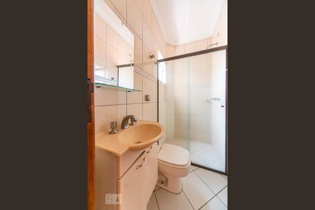 Casa à venda com 286m², 4 quartos e 4 vagas Casa à venda com 286m², 4 quartos e 4 vagasBanheiro do Quarto 2