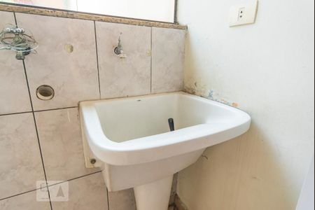 Casa à venda com 286m², 4 quartos e 4 vagas Casa à venda com 286m², 4 quartos e 4 vagasTanque