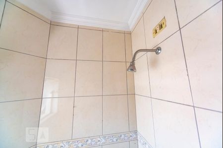 Casa à venda com 286m², 4 quartos e 4 vagas Casa à venda com 286m², 4 quartos e 4 vagasChuveiro