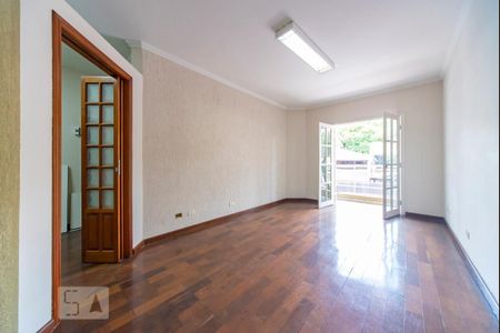 Casa à venda com 286m², 4 quartos e 4 vagas Casa à venda com 286m², 4 quartos e 4 vagasQuarto 4