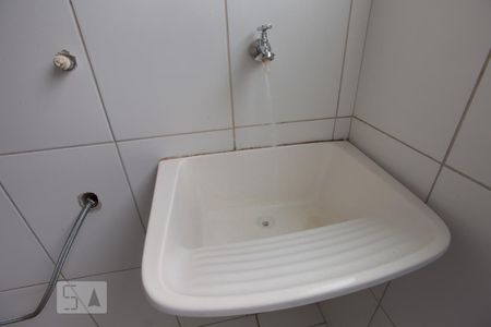 Apartamento para alugar com 47m², 2 quartos e 1 vagaCozinha - tanque