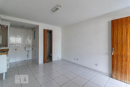 Quarto e Sala de kitnet/studio para alugar com 1 quarto, 20m² em Vila Baruel, São Paulo