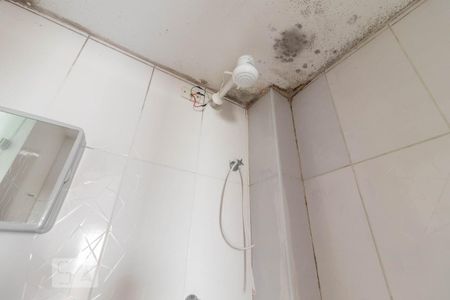 Banheiro - Chuveiro Elétrico de kitnet/studio para alugar com 1 quarto, 20m² em Vila Baruel, São Paulo