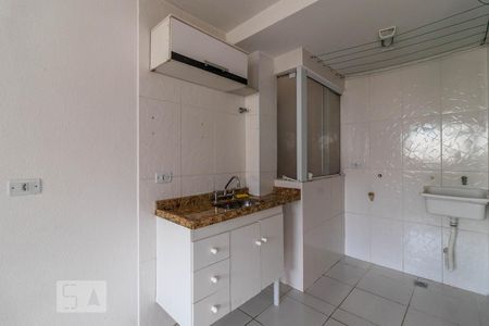 Cozinha de kitnet/studio para alugar com 1 quarto, 20m² em Vila Baruel, São Paulo